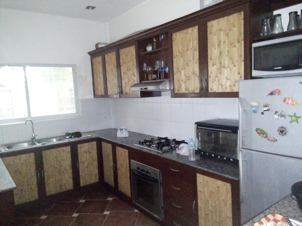 Acacia Sunset Village Inn Панглао Екстериор снимка